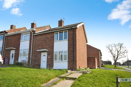Hambleton Avenue, 2 bedroom End Terrace House for sale, £135,000