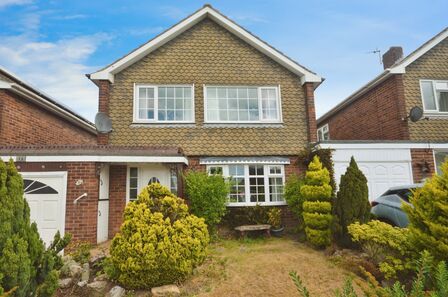 3 bedroom Link Detached House for sale