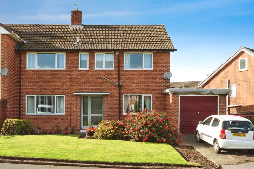 Main image of 4 bedroom Semi Detached House for sale, Southdown Avenue, Chesterfield, Derbyshire, S40