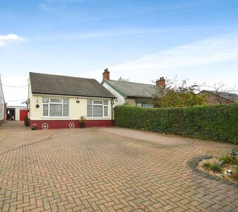 Worksop Road, 2 bedroom Detached Bungalow for sale, £299,950