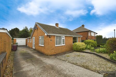 Blacksmith Lane, 3 bedroom Detached Bungalow for sale, £290,000