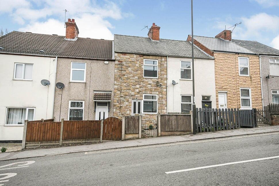 Main image of 2 bedroom Mid Terrace House to rent, Station Road, Brimington, Derbyshire, S43