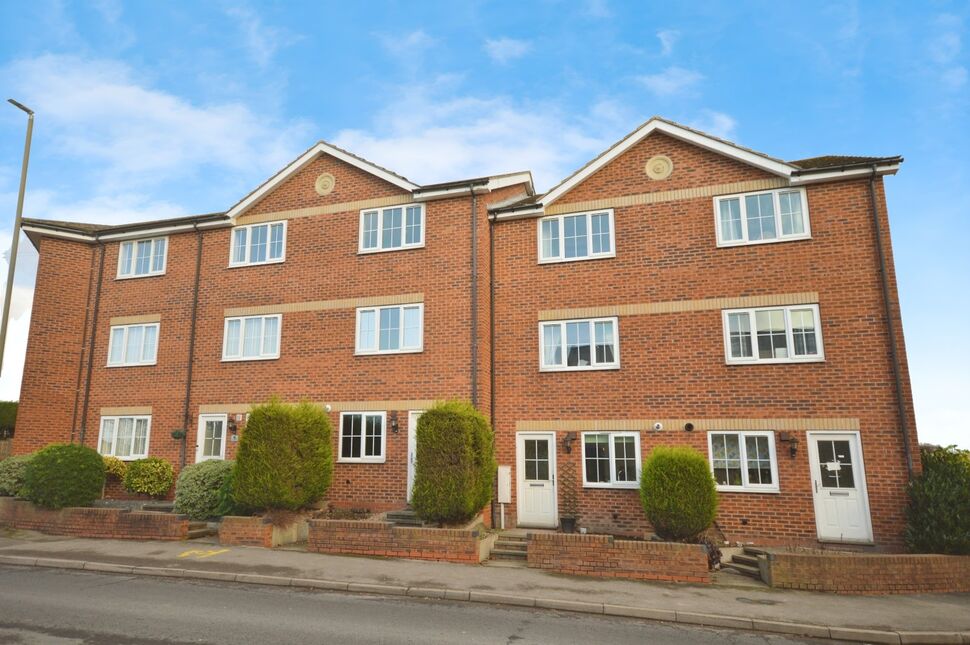 Main image of 3 bedroom Mid Terrace House to rent, Bolsover Road, Mastin Moor, Derbyshire, S43