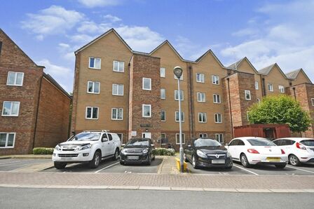 2 bedroom  Flat to rent