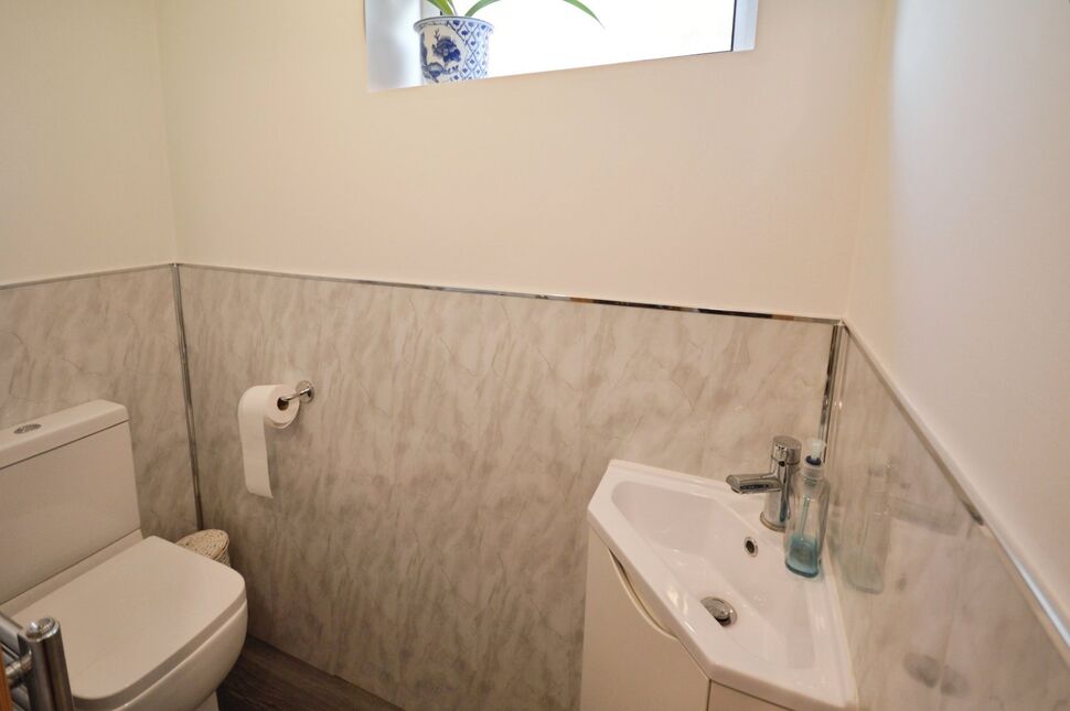 En-Suite Bathroom