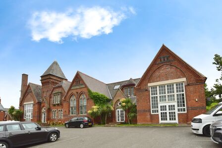 1 bedroom  Flat for sale