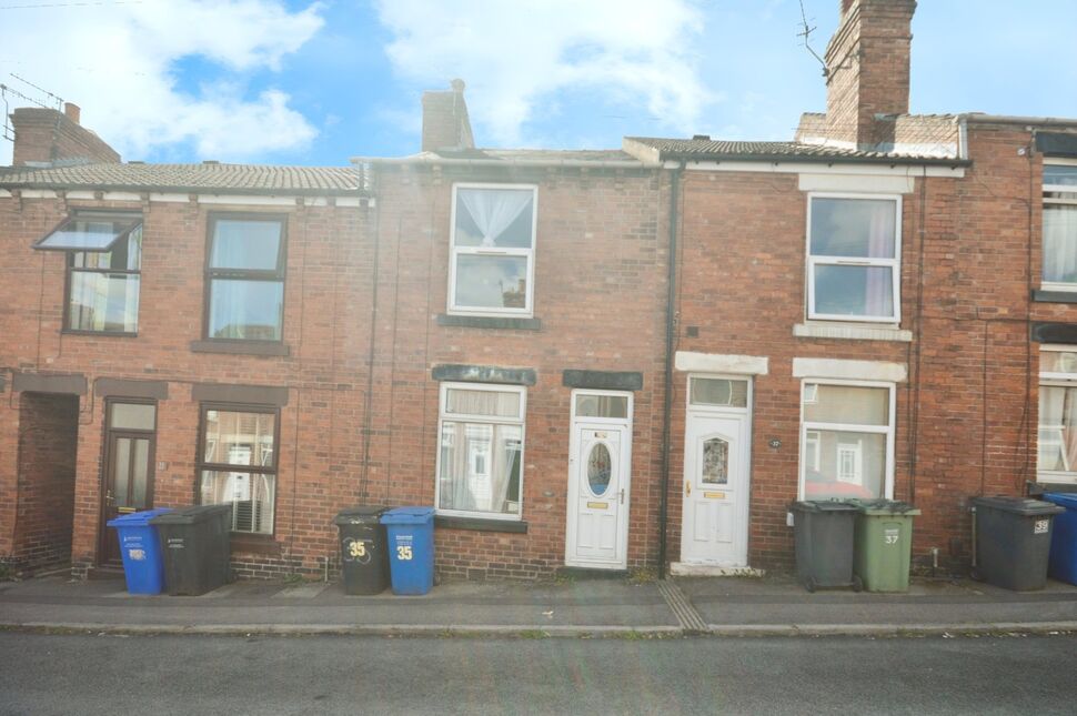 Main image of 2 bedroom End Terrace House to rent, Nelson Street, Chesterfield, Derbyshire, S41