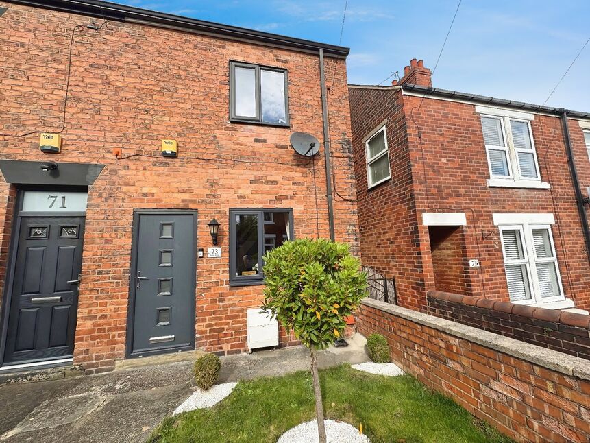 2 bedroom End Terrace House for sale