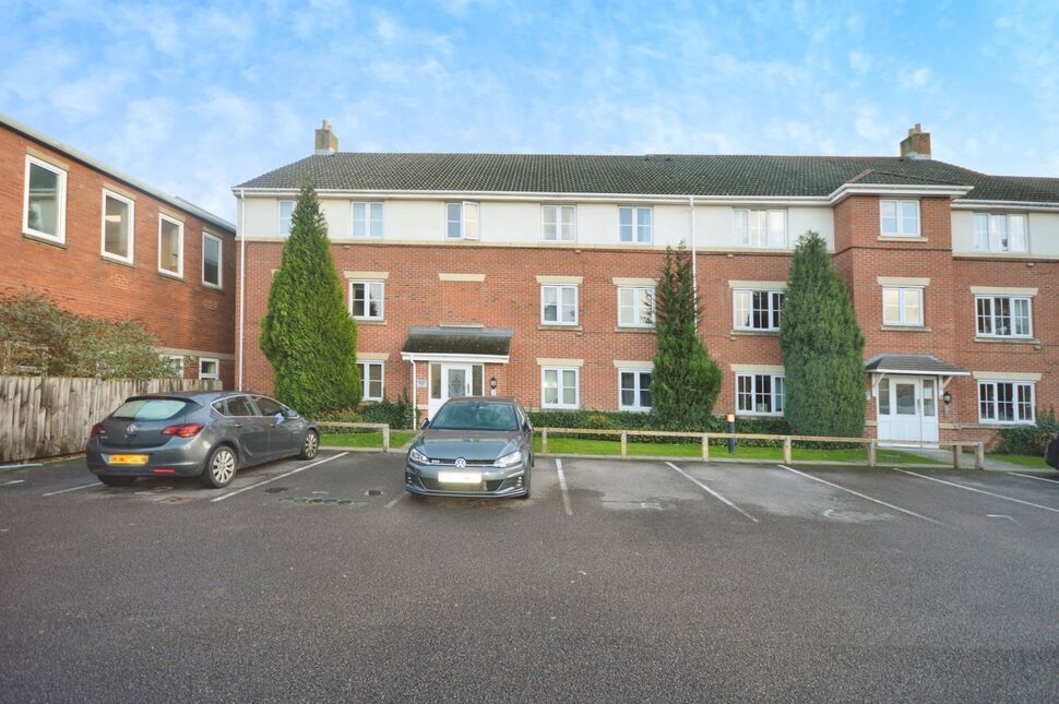 Main image of 2 bedroom Flat to rent, Spinner Croft, Chesterfield, Derbyshire, S40