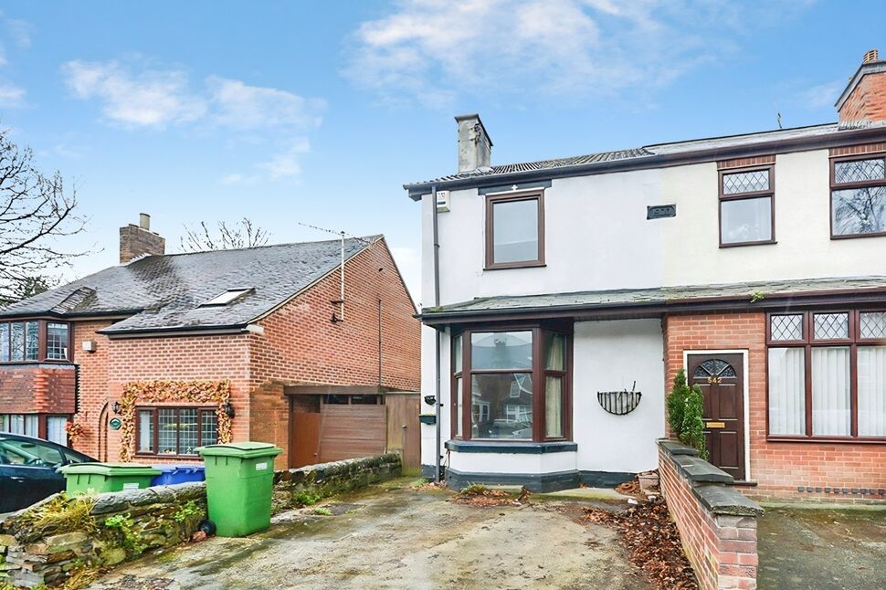 Main image of 3 bedroom Semi Detached House to rent, Chatsworth Road, Chesterfield, Derbyshire, S40