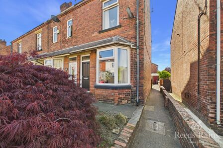 Station Road, 2 bedroom End Terrace House for sale, &pound;150,000