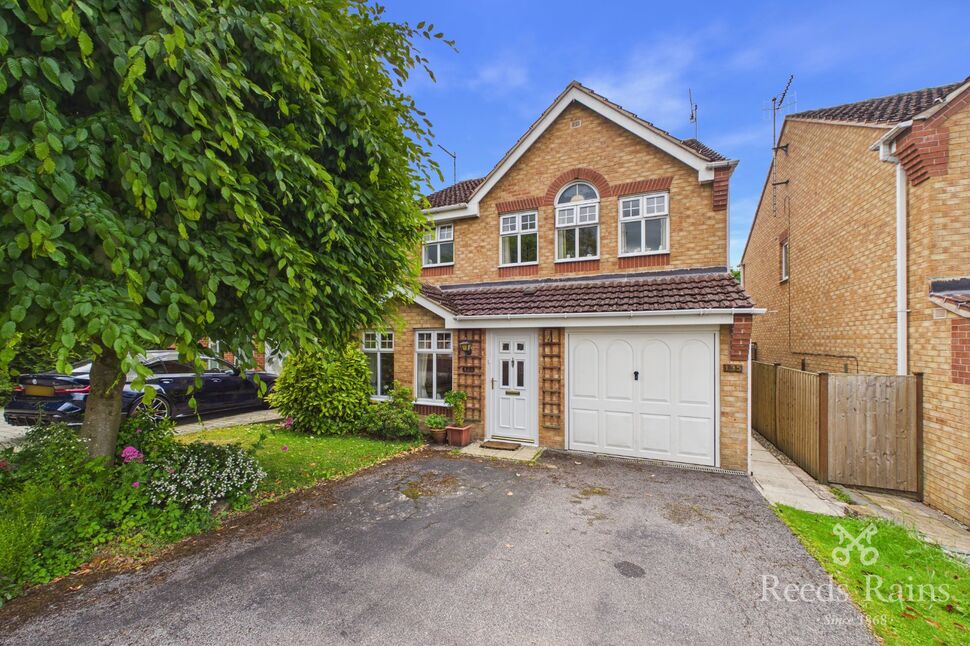 Main image of 4 bedroom Detached House for sale, Holme Park Avenue, Chesterfield, Derbyshire, S41