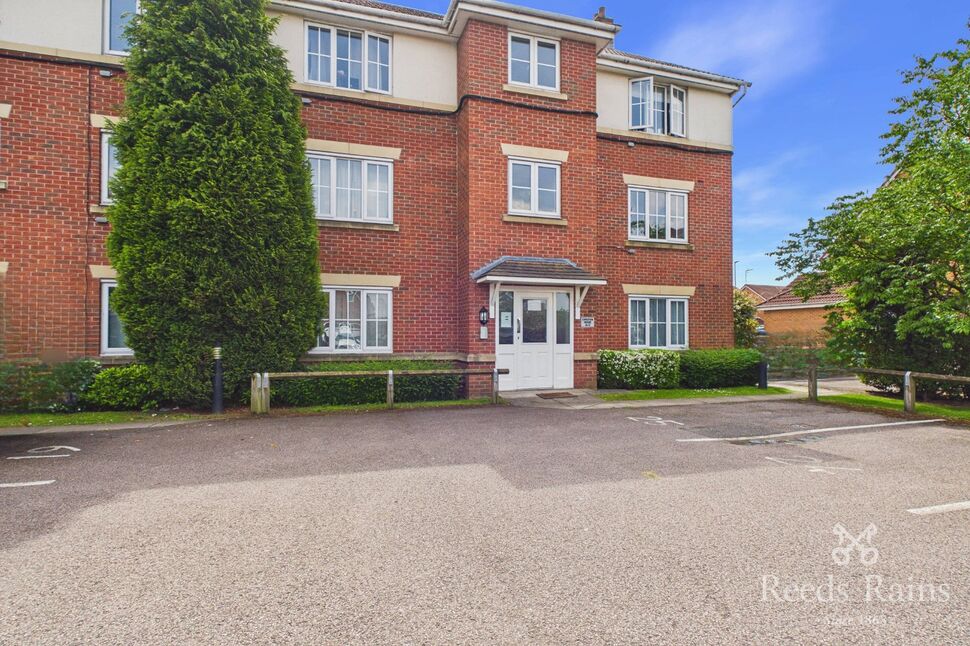 Main image of 1 bedroom Flat for sale, Spinner Croft, Chesterfield, Derbyshire, S40