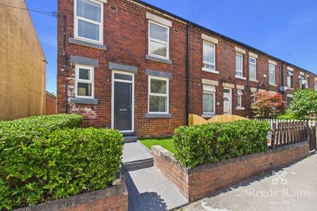 3 bedroom End Terrace House for sale