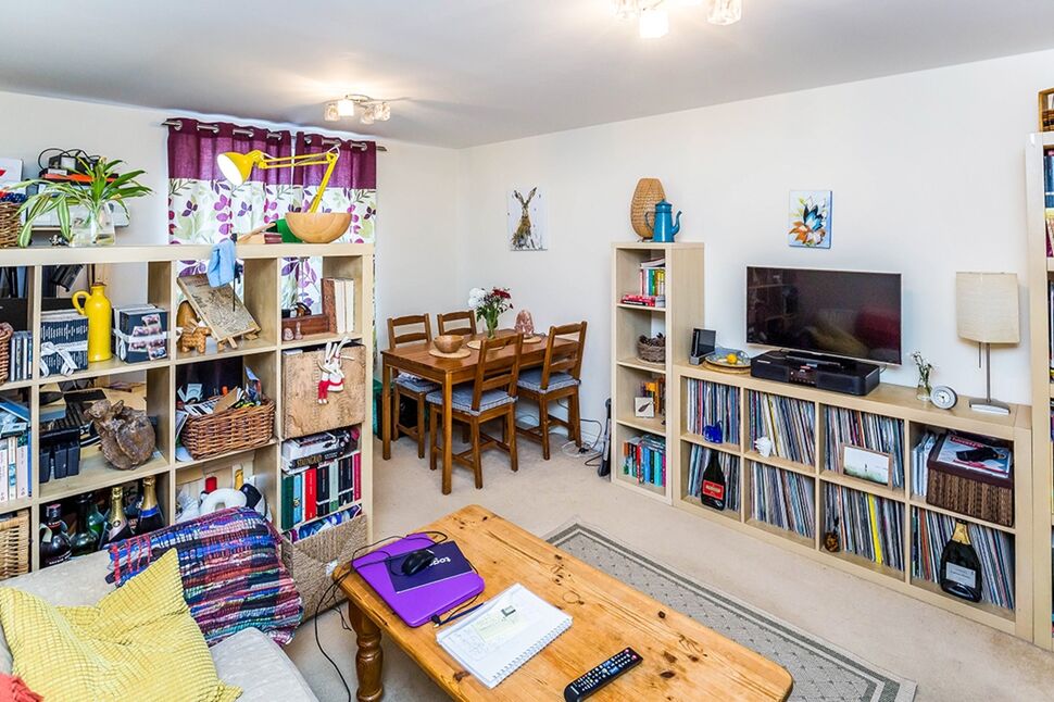 Lounge / Dining Room