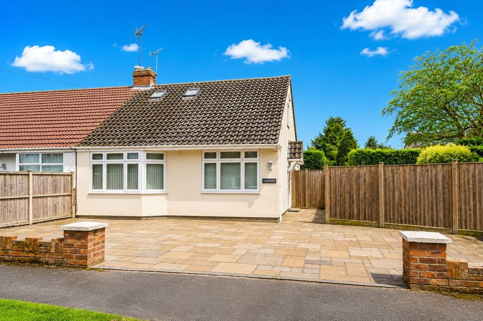 Main image of 3 bedroom Semi Detached Bungalow to rent, Wallcroft, Willaston, Neston, CH64