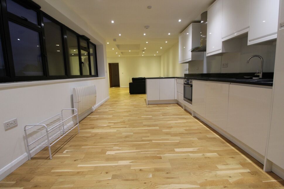 Kitchen / Dining Room / Lounge