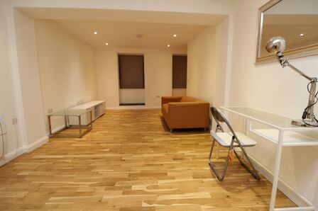 1 bedroom  Flat to rent