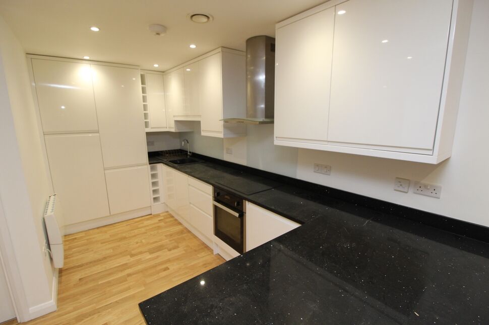 Kitchen / Dining Room / Loune
