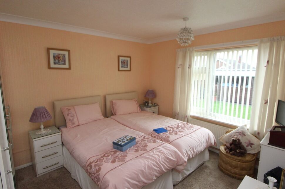 2 bedroom Detached Bungalow for sale, Peel Crescent, Ashton, CH3 £300,000