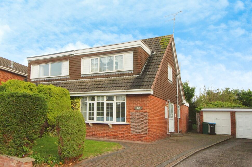3 bedroom Semi Detached House for sale, Thackeray Drive, Vicars Cross, CH3 £250,000
