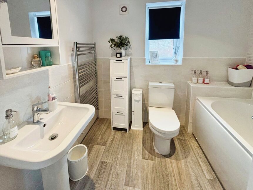 4 bedroom Detached House for sale, Upton Grange, Chester, CH2 £550,000