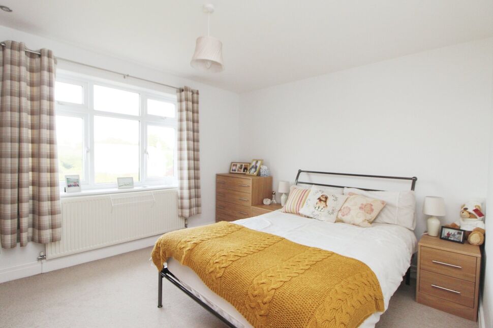 4 bedroom Detached House for sale, Abbotts Lane, Penyffordd, CH4 £500,000