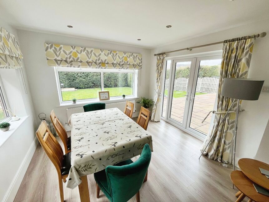 4 bedroom Detached House for sale, Abbotts Lane, Penyffordd, CH4 £485,000