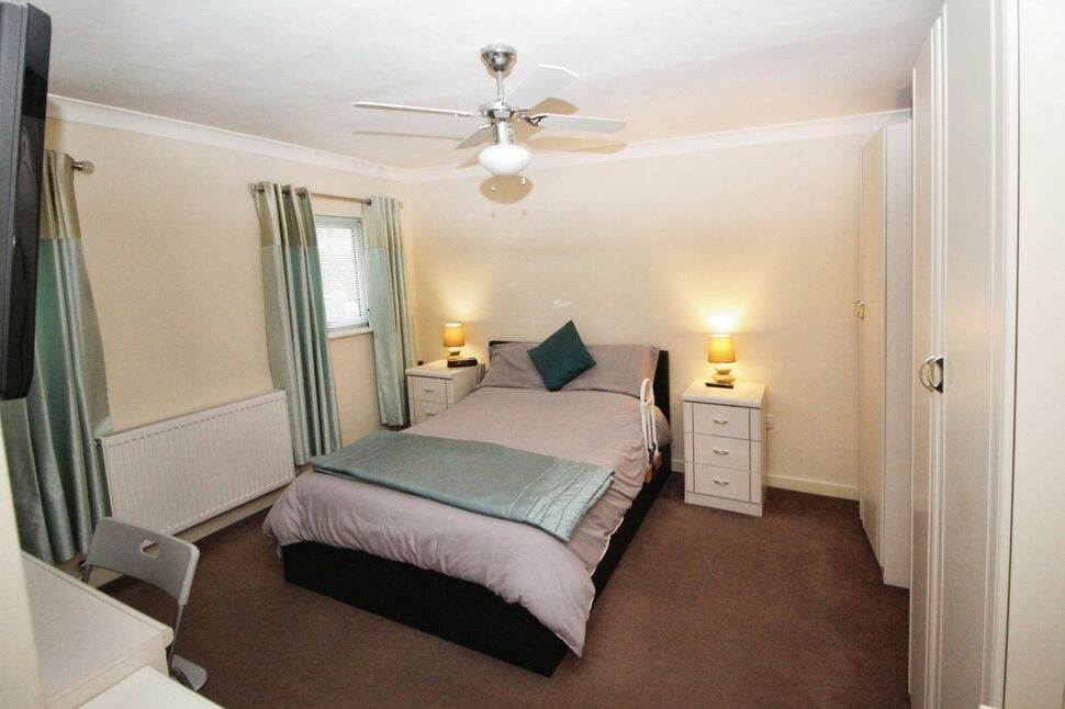 3 bedroom Semi Detached House for sale, Willow Crescent, Chester, CH2