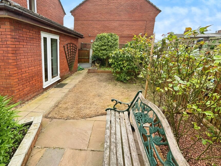 2 bedroom End Terrace House for sale, Alma Street, Chester, CH3 £215,000