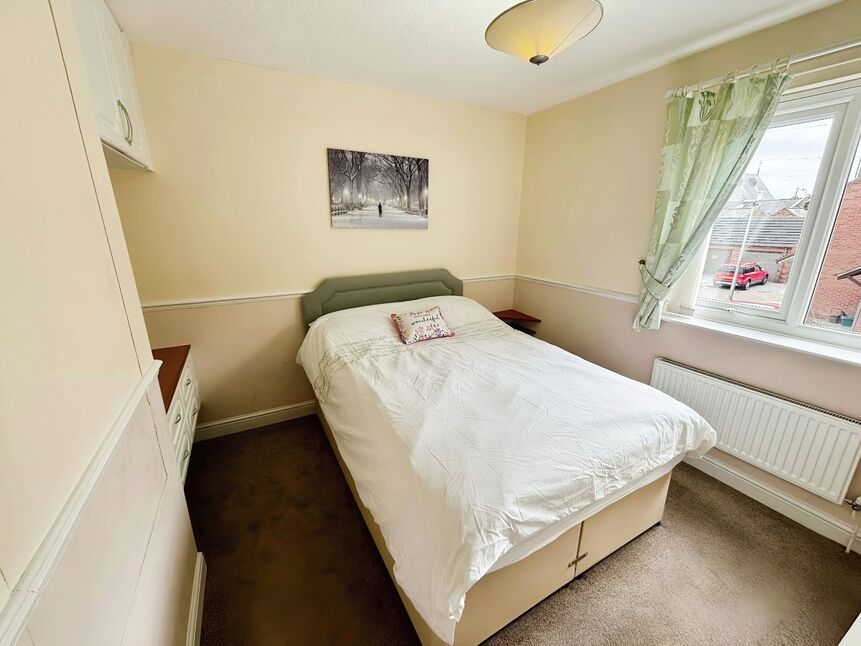 2 bedroom End Terrace House for sale, Alma Street, Chester, CH3 £215,000