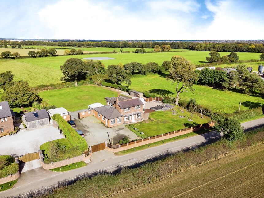 Main image of 4 bedroom Detached House for sale, Welsh Road, Dodleston, Cheshire West and Ches, CH4
