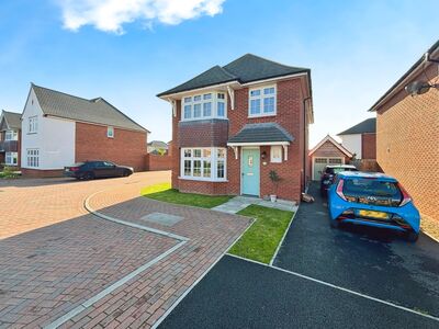 Mercia Grove, 4 bedroom Detached House for sale, £425,000