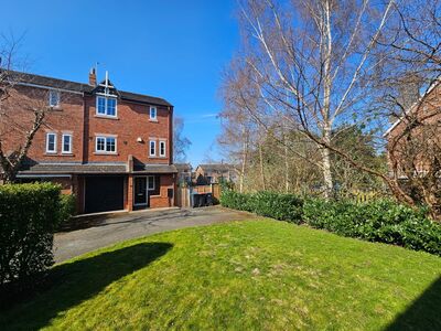 Benton Drive, 3 bedroom Semi Detached House for sale, £360,000