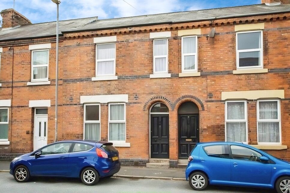 Main image of 5 bedroom Mid Terrace House for sale, Bouverie Street, Chester, Cheshire, CH1