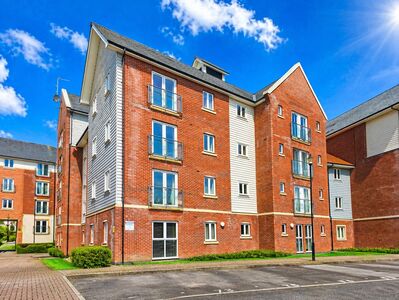 Saddlery Way, 2 bedroom Flat for sale, &pound;190,000