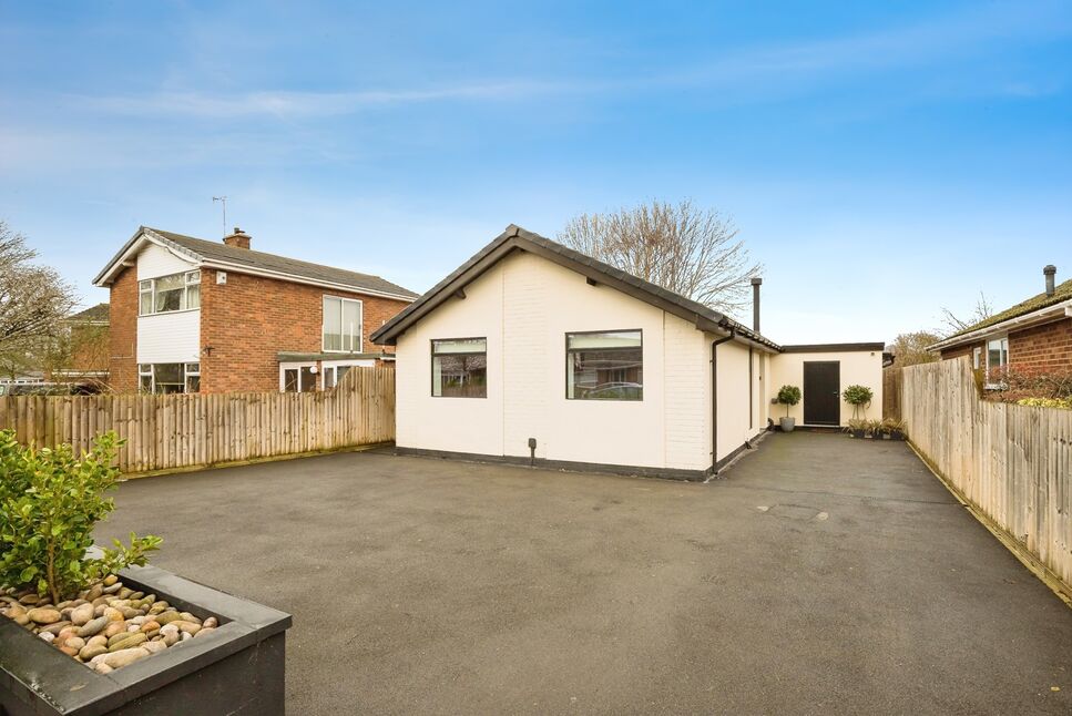 3 bedroom Detached Bungalow for sale