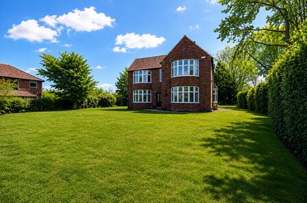 3 bedroom Detached House to rent
