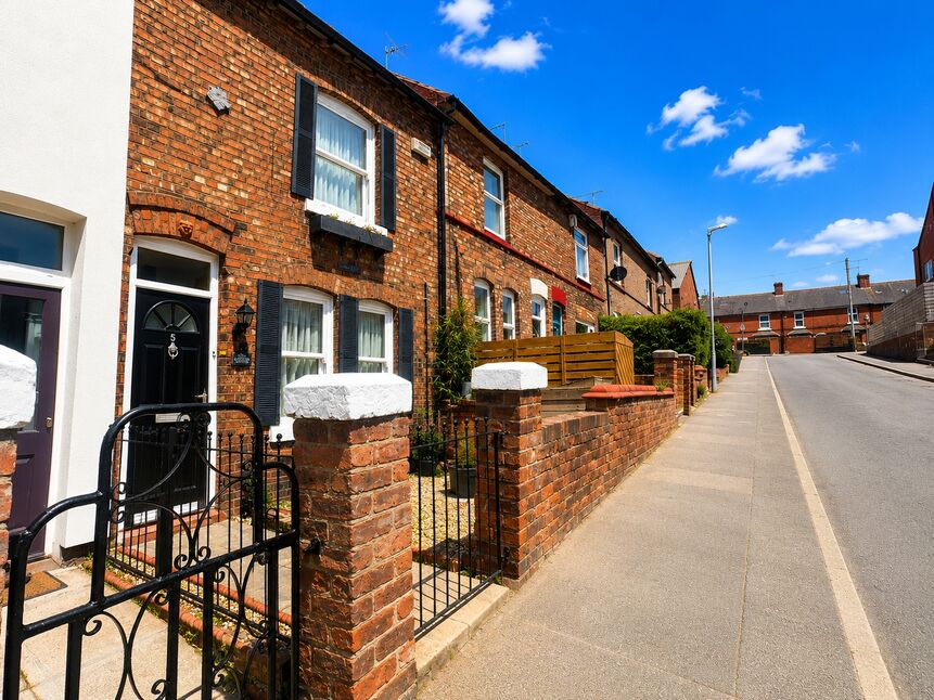 Main image of 2 bedroom Mid Terrace House for sale, Coronation Street, Saltney, Cheshire West and Ches, CH4
