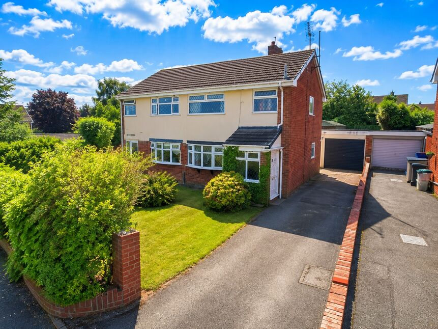 Main image of 3 bedroom Semi Detached House for sale, 22 Brunswood Green, Hawarden, Deeside, CH5 3JA