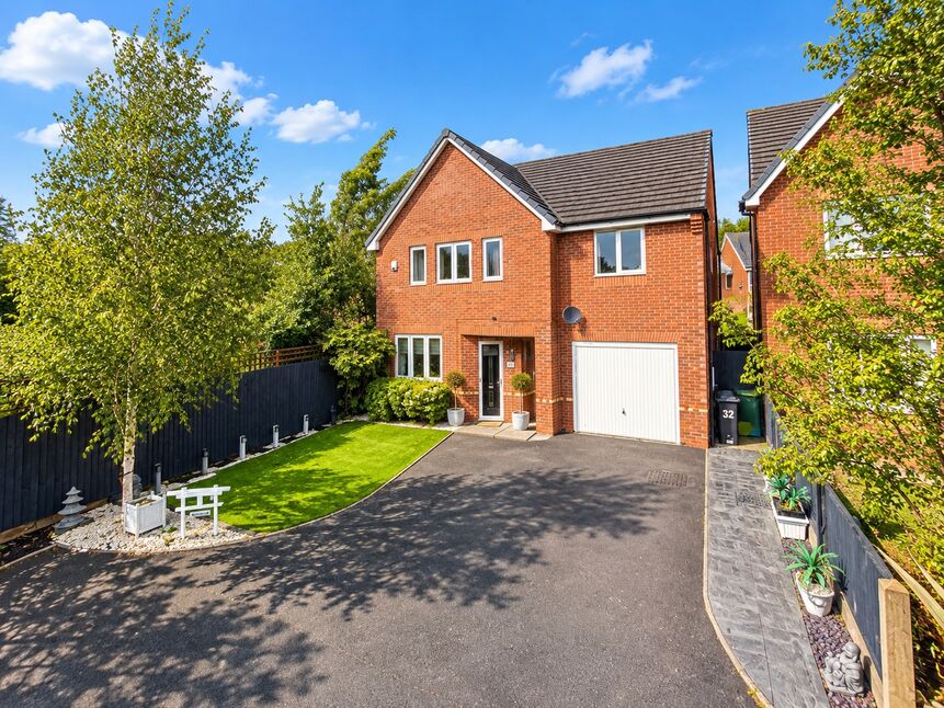4 bedroom Detached House for sale