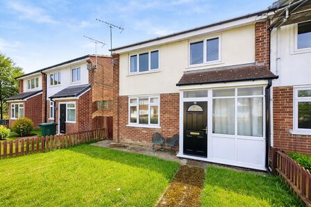 3 bedroom End Terrace House to rent