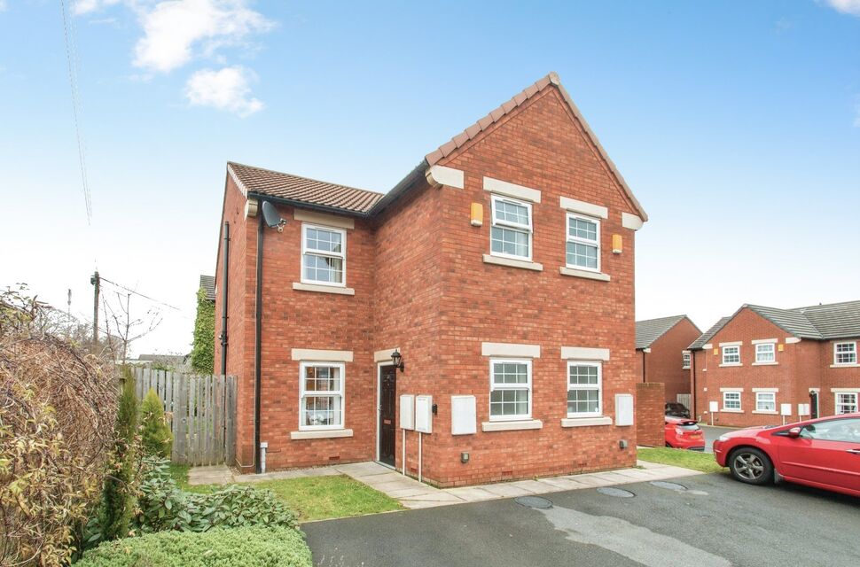 3 bedroom Semi Detached House for sale, Mayfield Place, Wyke, BD12 £180,000