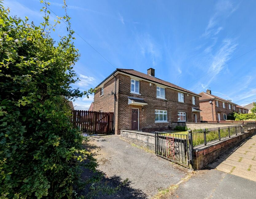 3 bedroom Semi Detached House to rent, Bellerby Brow, Bradford, BD6 £