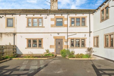 Latham Lane, 2 bedroom Mid Terrace House for sale, £265,000