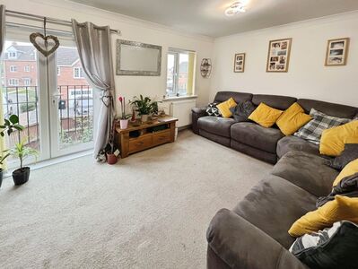 4 bedroom End Terrace House for sale