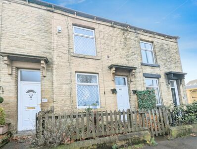 Halifax Road, 2 bedroom Mid Terrace House for sale, £110,000