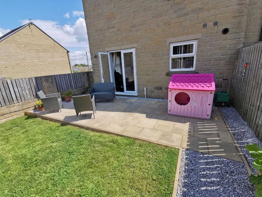 3 bedroom Semi Detached House for sale, Pavillion View, Scholes, BD19