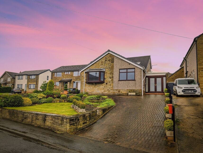 Main image of 3 bedroom Detached House to rent, Fall Lane, Hartshead, West Yorkshire, WF15