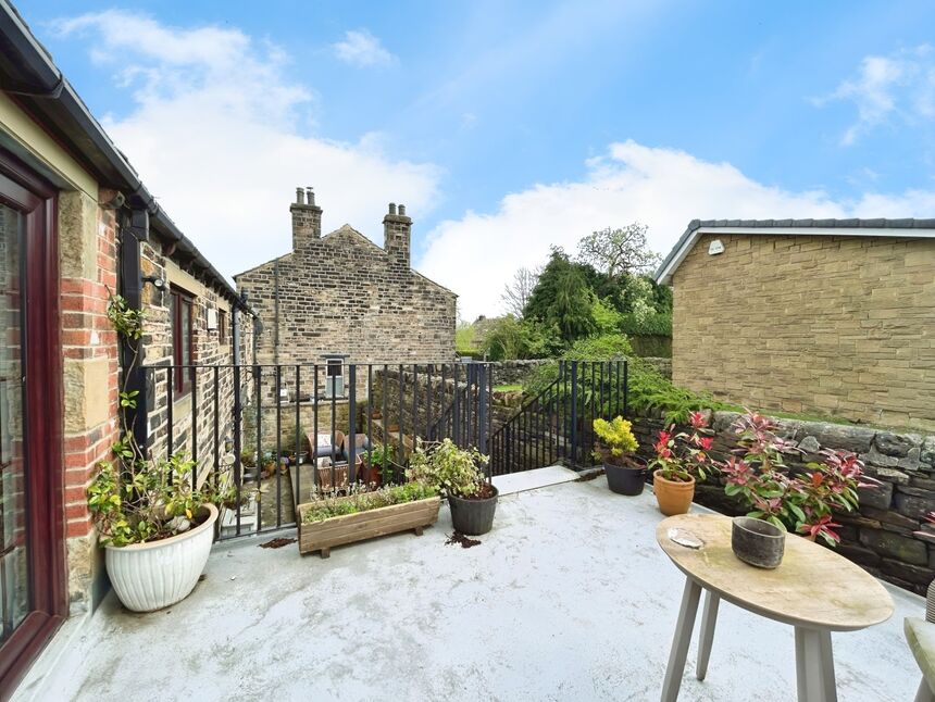 5 bedroom Semi Detached House for sale, Wyke Lane, Oakenshaw, BD12 £